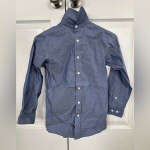NWOT Class Club Size 8 Blue Button Down